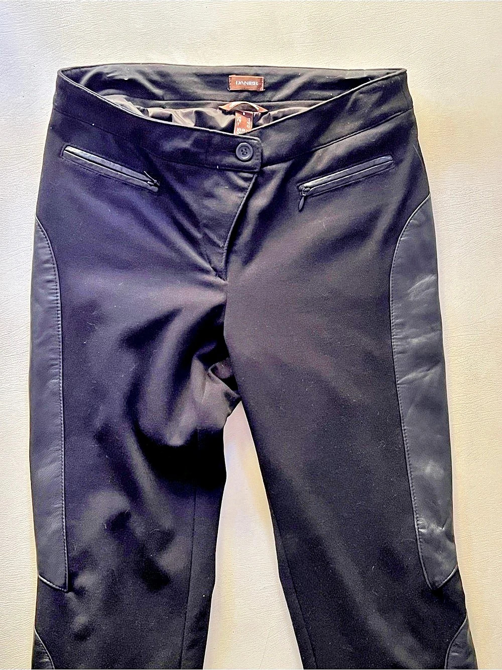 DANIER Black Leather Leggings Size Medium